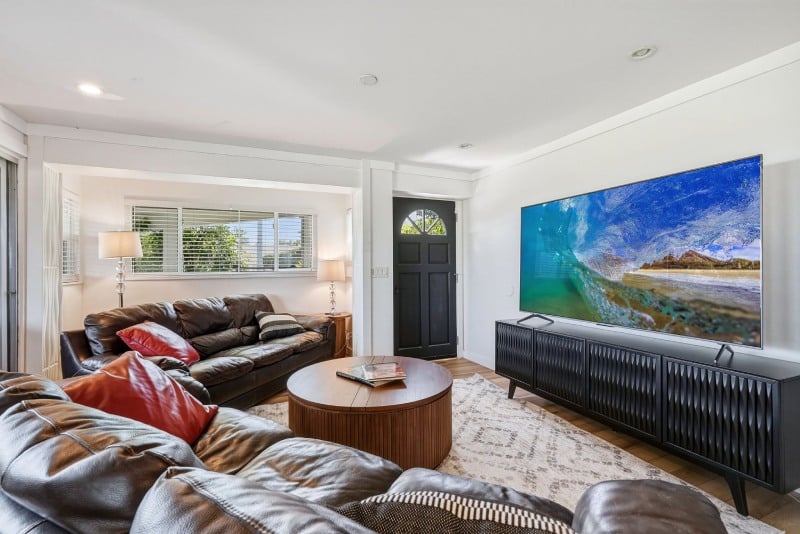 27 web or mls Styron Photo 1543 Kaminaka Dr 2336 8c6f6c55 1 2